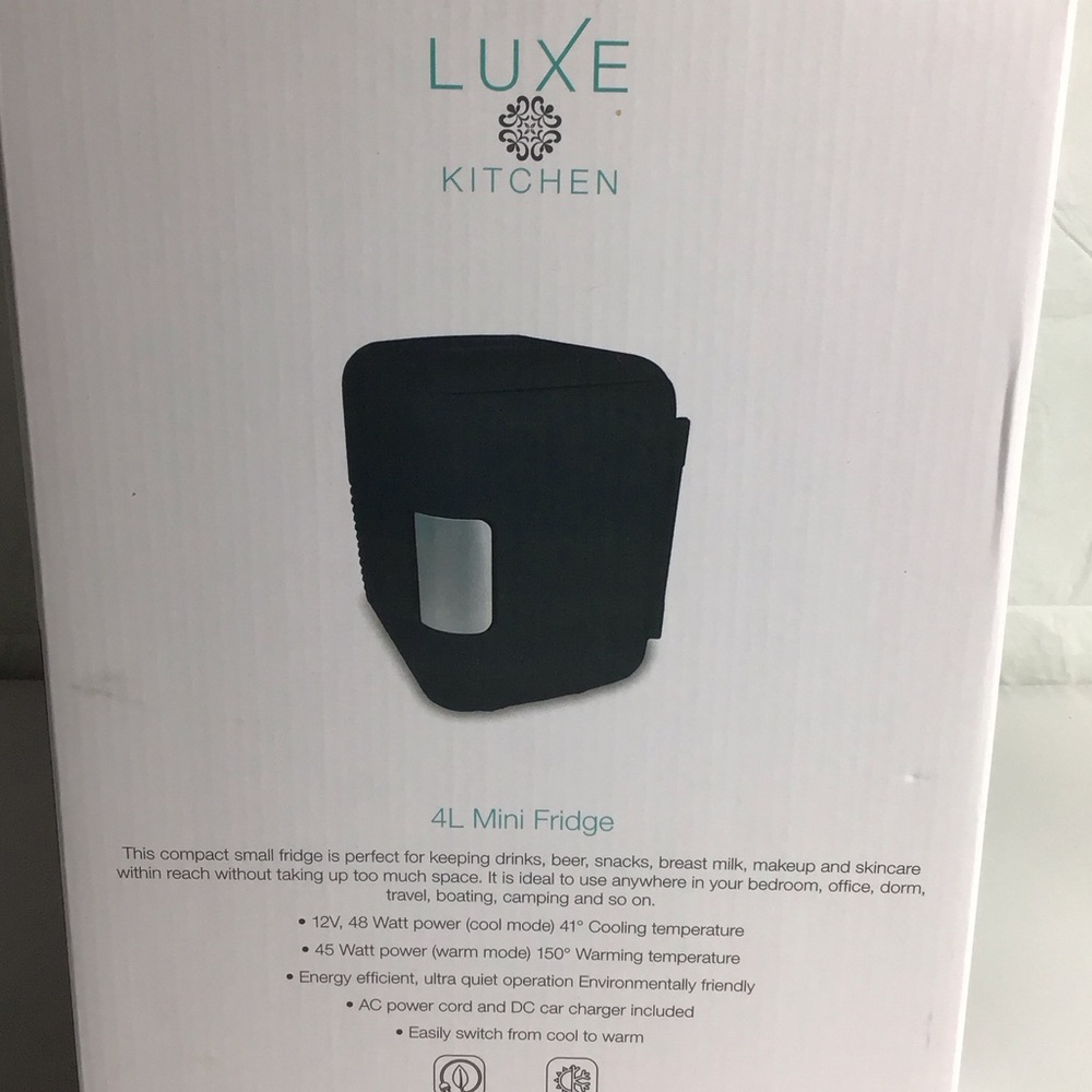 Hot or Cold Luxe Kitchen Black 4L Mini Fridge